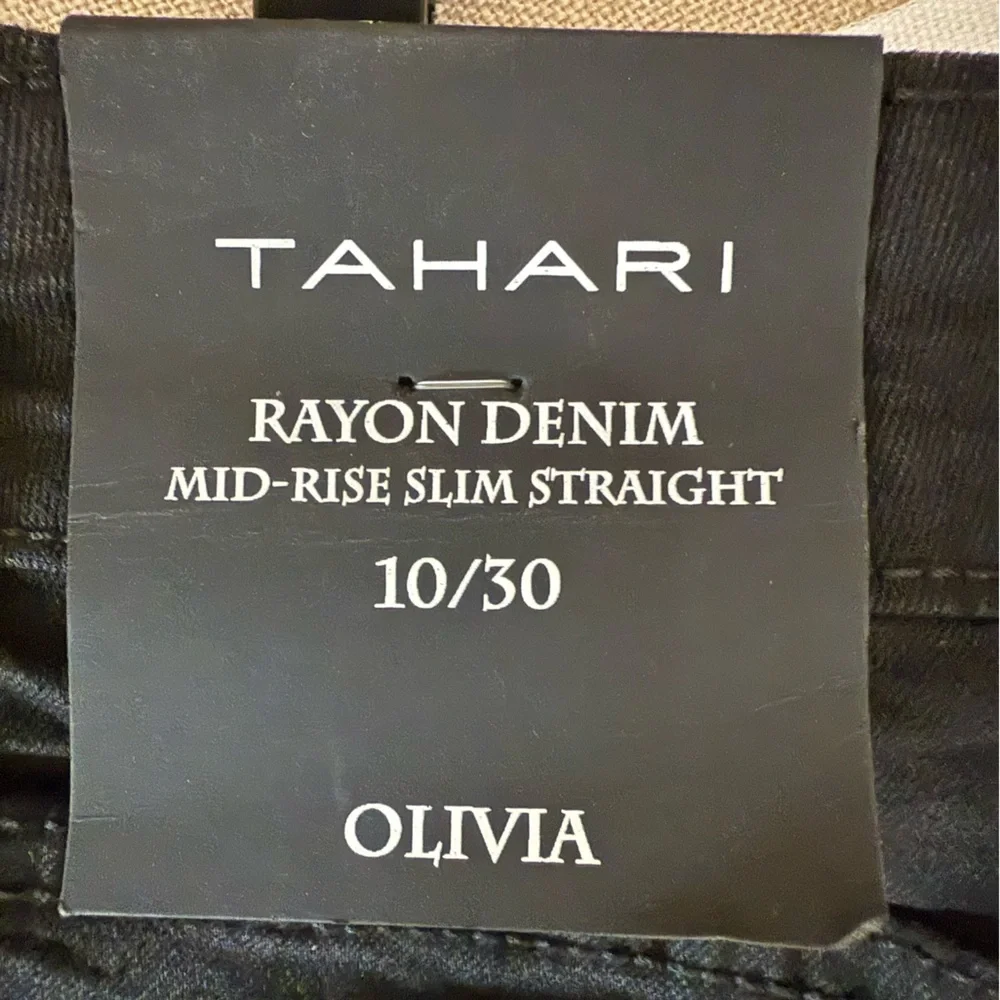 Tahari “Olivia” Black Ankle Jeans - Picture 3 of 6